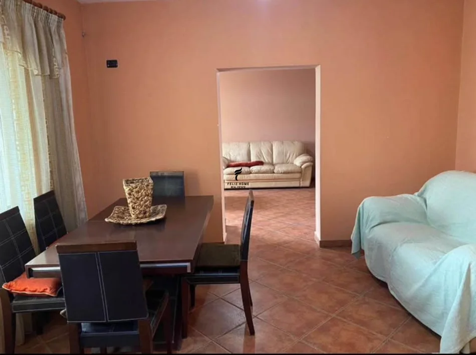 Tirane, affitto appartamento 3+1 Piano 5, 110 m² 550 € (BULEVARDI BAJRAM CURRI)