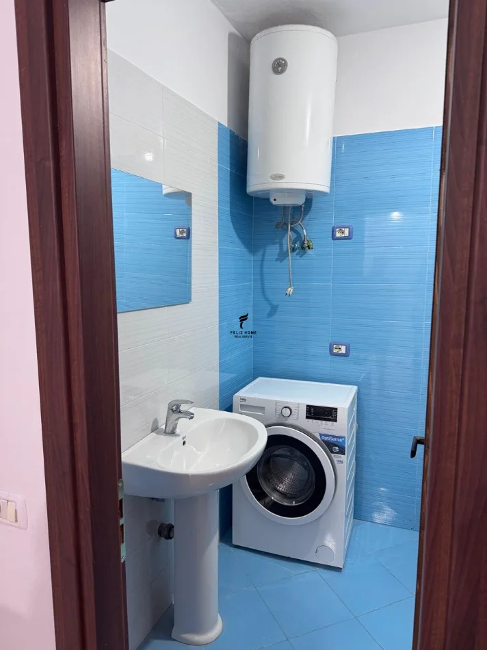 Tirana, affitto con contratto di locazione 2+1 Piano 8, 70 m² 470 € (YBERRISHT)
