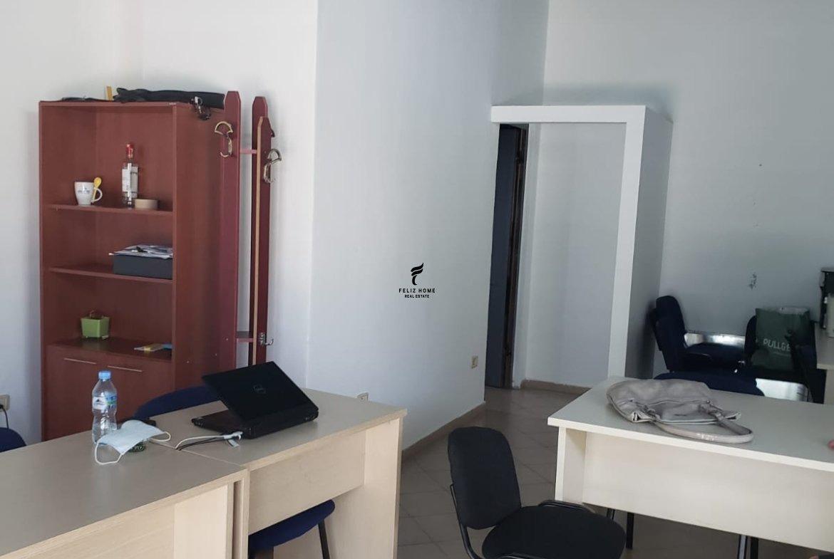 Shop for Rent 55 m2 Downtown 70,000 LEK FH-64171