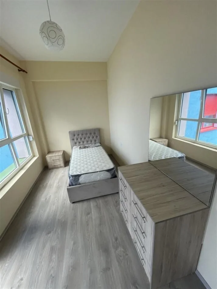 Tirane, affitto appartamento 2+1 Piano 3, 80 m² 500 € (ALI DEMI)