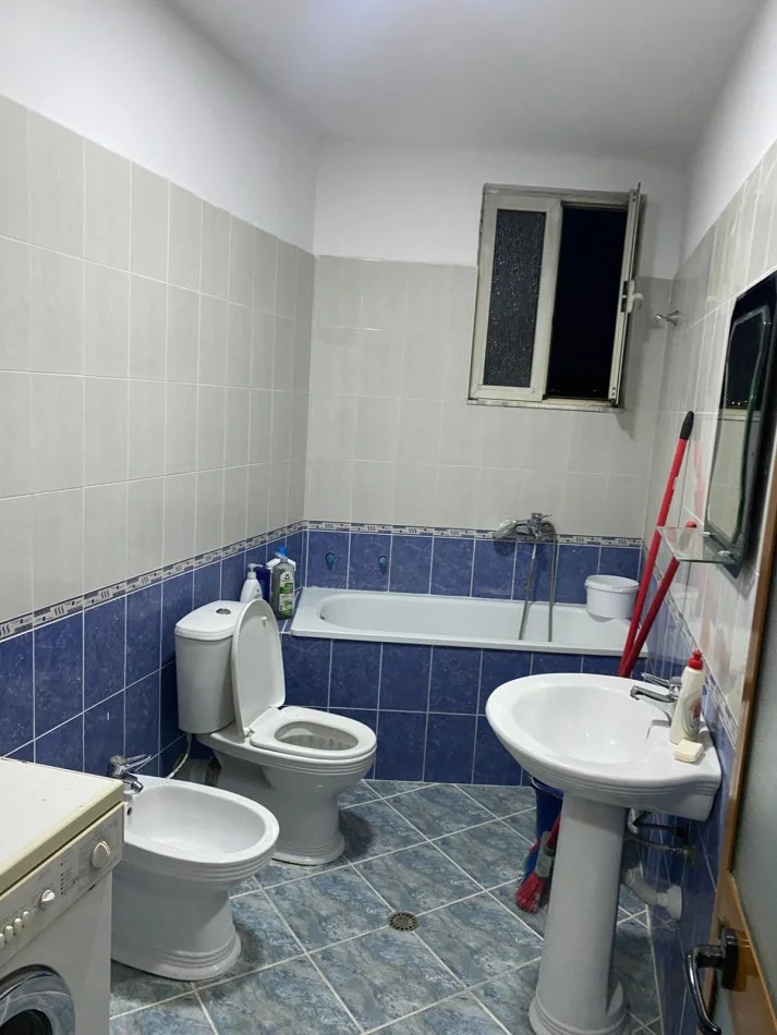 Tirane, affitto appartamento 2+1 Piano 10, 81 m² 480 € (ASTIR)