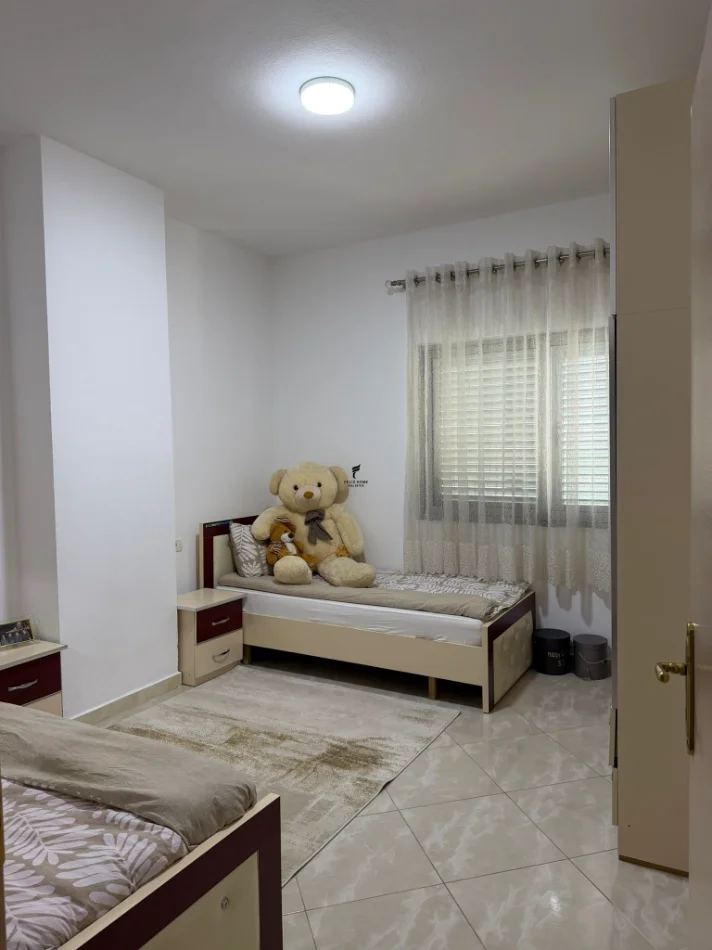 Tirane, affitto appartamento 2+1, 98 m², 500 € (PASKUQAN)