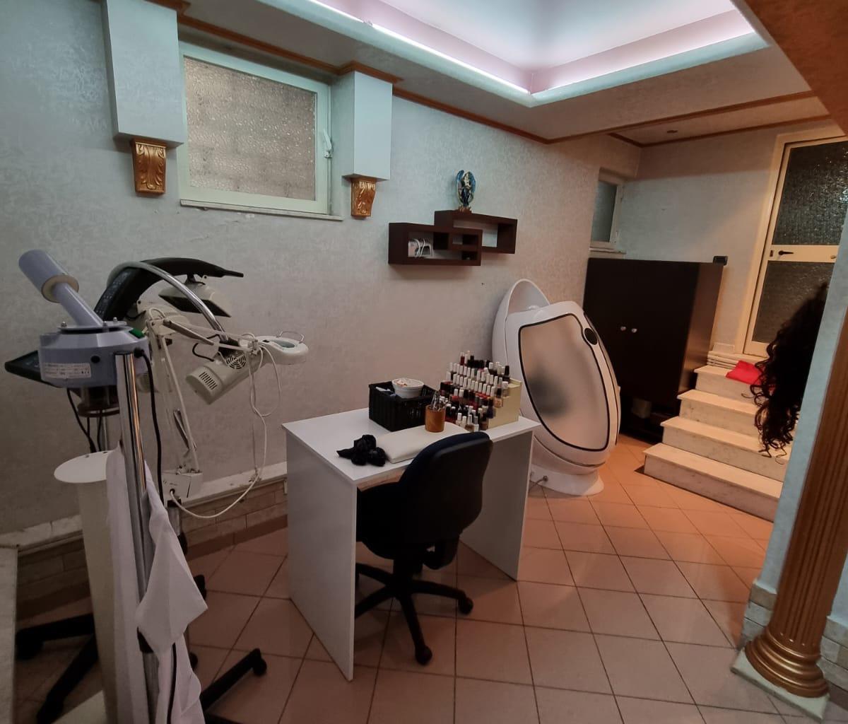 Negozio con Soppalco di 148 m2 in Mine Peza a 1.500 euro