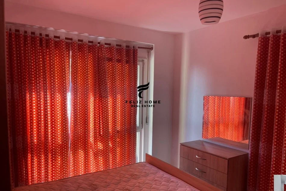 Tirane, affitto appartamento 2+1 Piano 2, 97 m² 500 € (CODRA E DIELLIT)