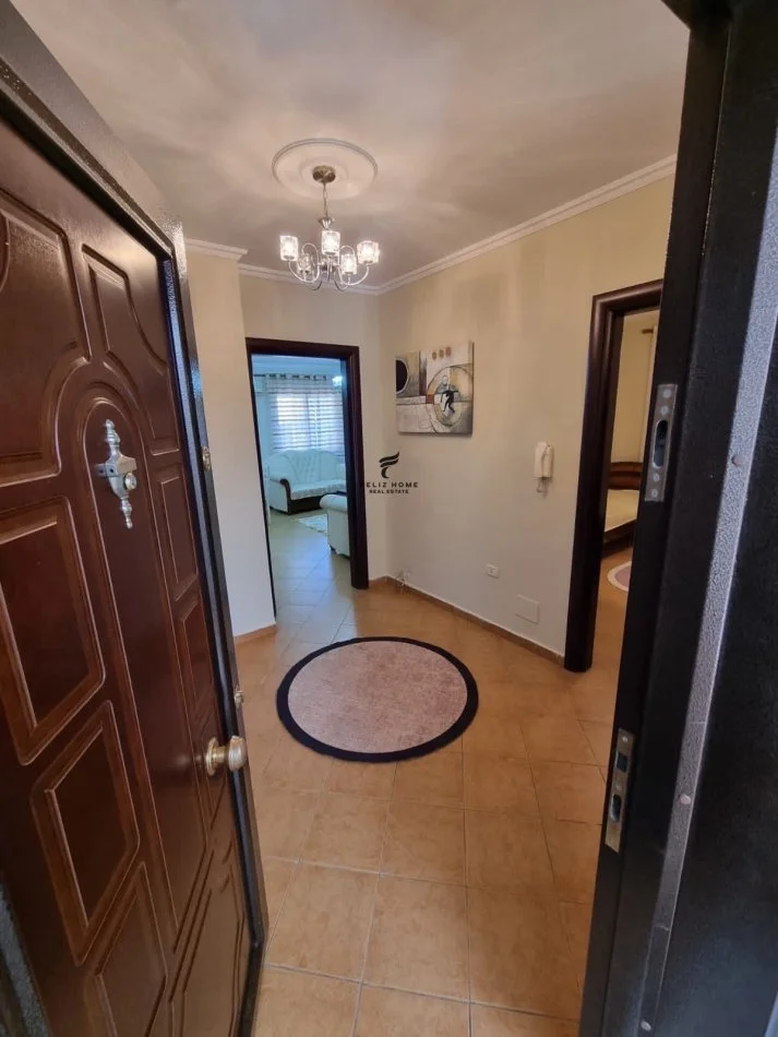 Tirane, affitto mensile appartamento 2+1 Piano 2, 70 m² 600 € (vicino alla stazione del treno)