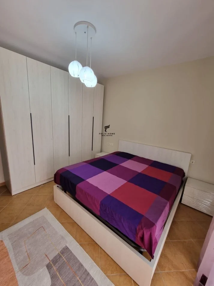 Tirane, affitto mensile appartamento 2+1 Piano 2, 70 m² 600 € (vicino alla stazione del treno)