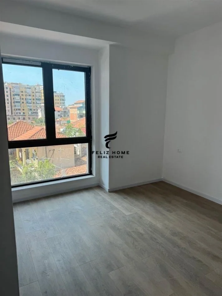 Tirane, affitto appartamento 2+1 Piano 2, 95 m² 700 € (MYSLYM SHYRI)