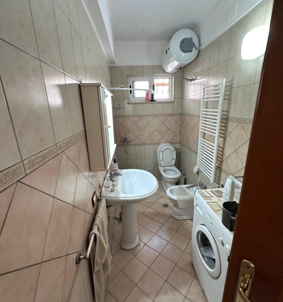 FOR RENT GROUND FLOOR OF A VILLA WITH PRIVATE YARD, NEAR SH