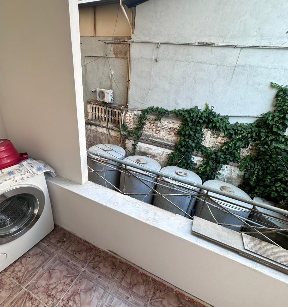 Apartments with 2 Bedrooms, 2 Bathrooms, 1 Living Room for Rent