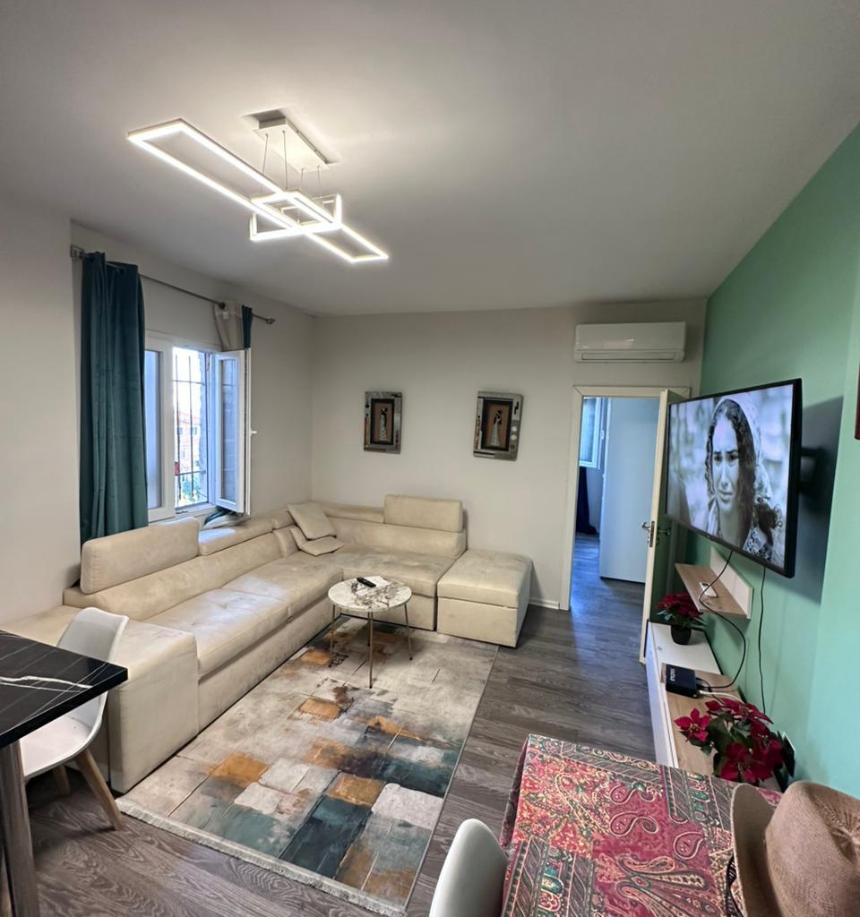 SHITET APARTAMENT 1+1 NE ZONEN E HEKURUDHA PLAZH, DURRES