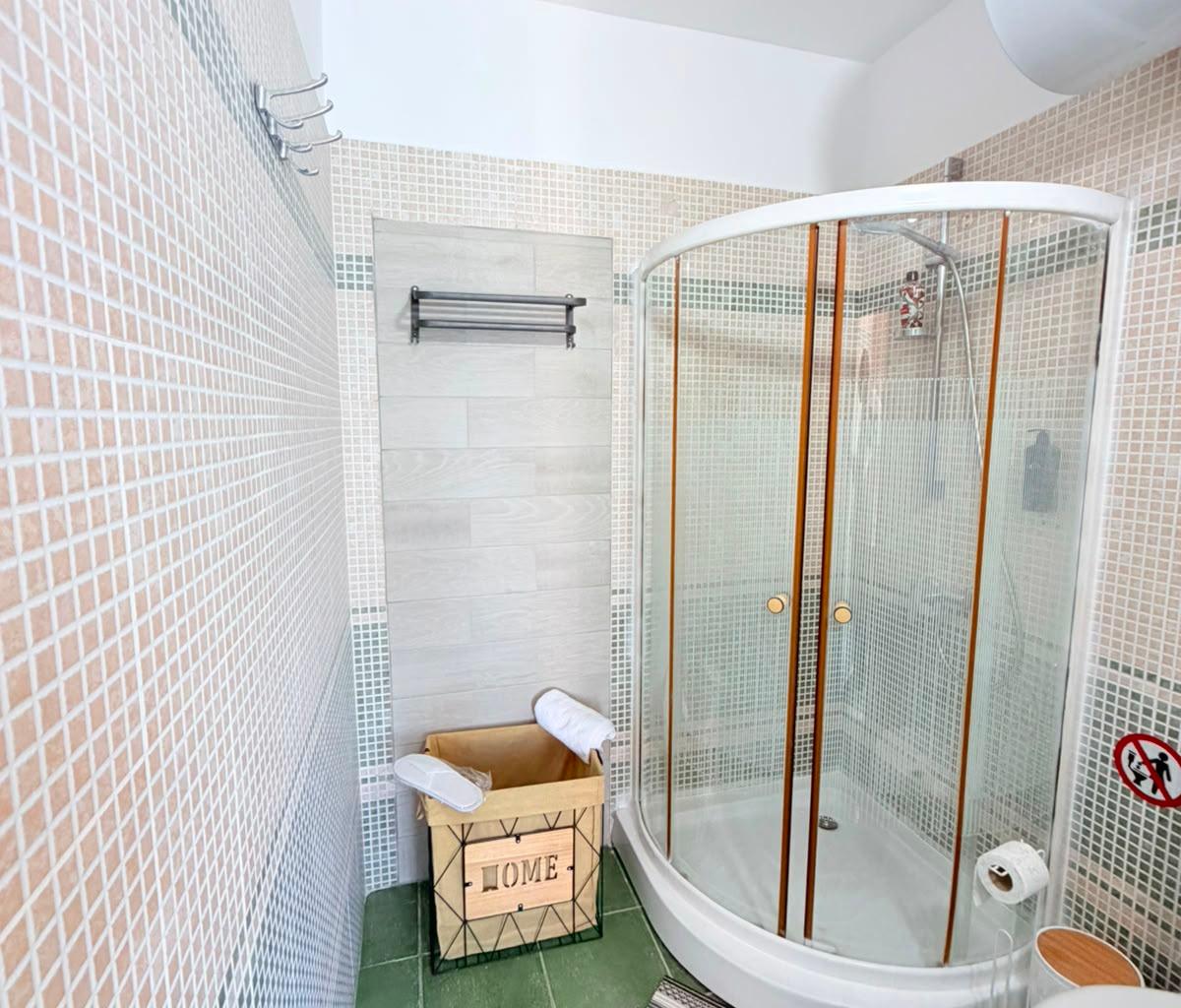FOR RENT APARTMENT 1+1 NEAR RESTAURANT 4 SEASONS VOLLGA