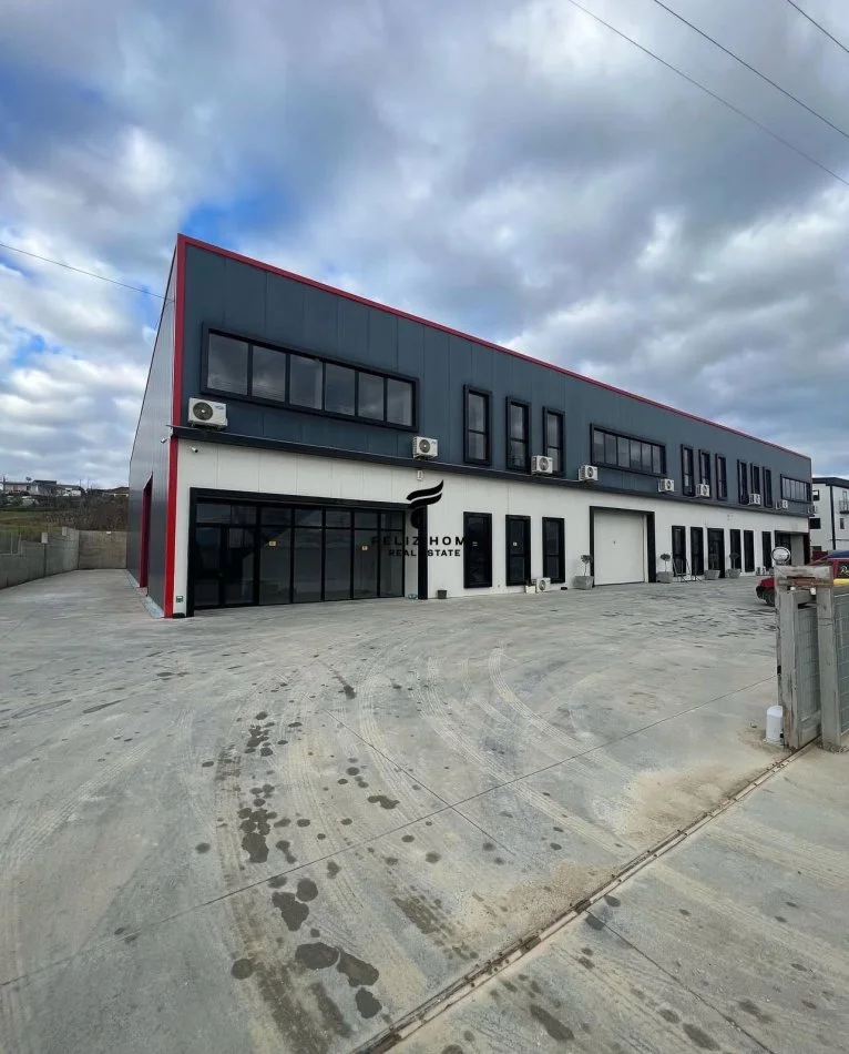 Tirane, shitet magazine Kati 0, 600 m² 550.000 € (VORE)