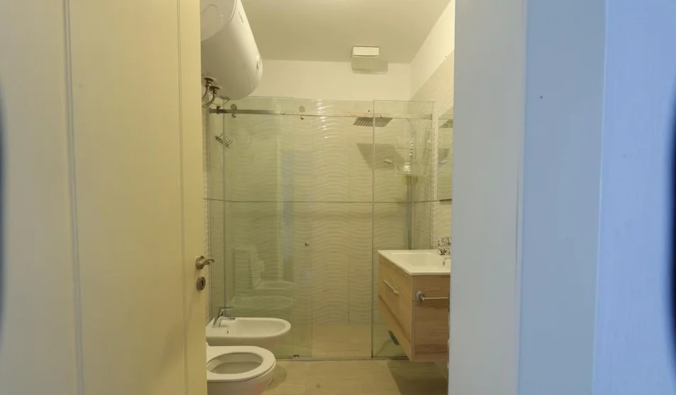 Tirane, 2+1 Apartment for Sale, 8th Floor, 118 m², €190,000 (Tregu Elektrik)