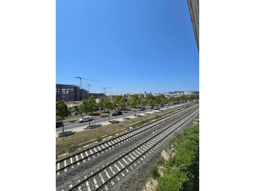 +355694812568 🏢 Jepen me qira kati i 2-të dhe kati i 3-të t