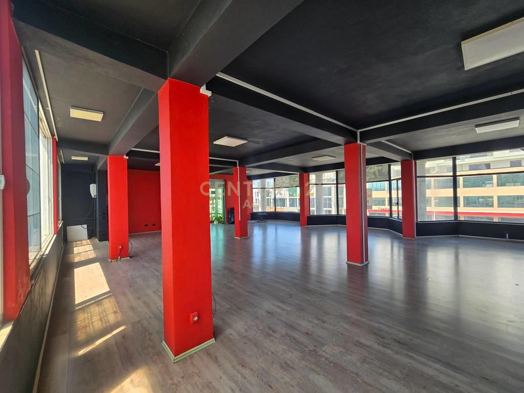 +355694812568 🏢 Jepen me qira kati i 2-të dhe kati i 3-të t