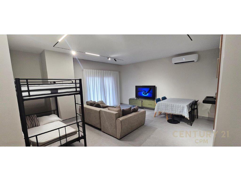 NË SHITJE APARTAMENT 1+1, VIJA E PARE, QERRET