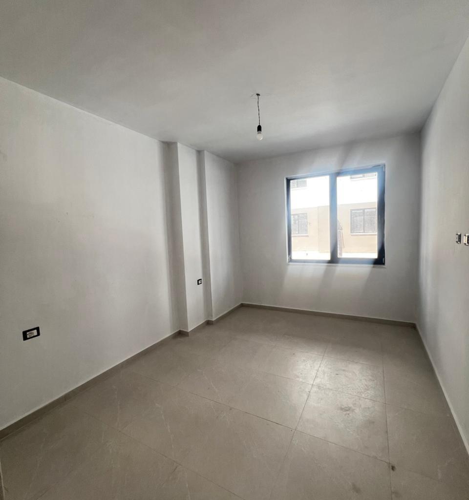FOR SALE: 1+1 APARTMENT AT PAJA RESIDENCE, MALI I ROBIT, GOLEM