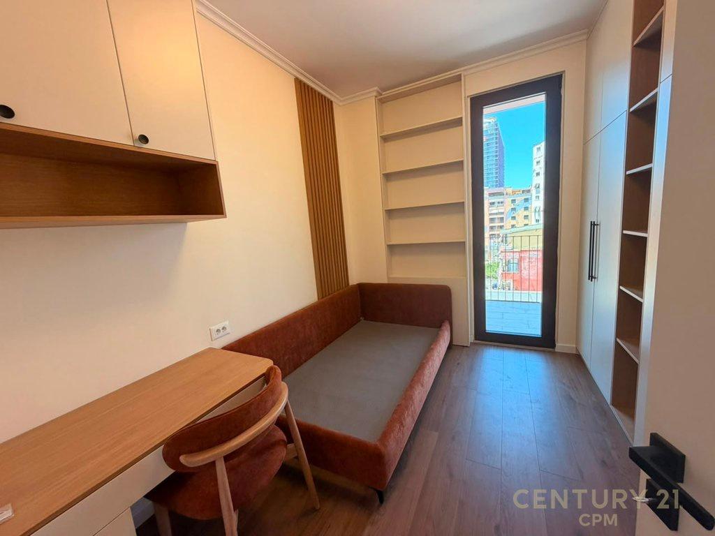TEK ALTANA, APPARTAMENTO 2+1+2+POSTO AUTO PER AFFITTO!