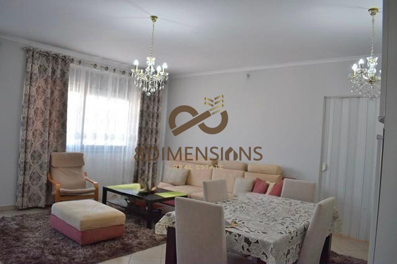 Shitet Apartament 3+1+2 ne Rruge te Kavajes, prane Condor