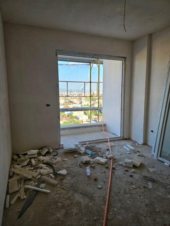 APARTAMENT NE SHITJE 2+1 UNIVERS CITY