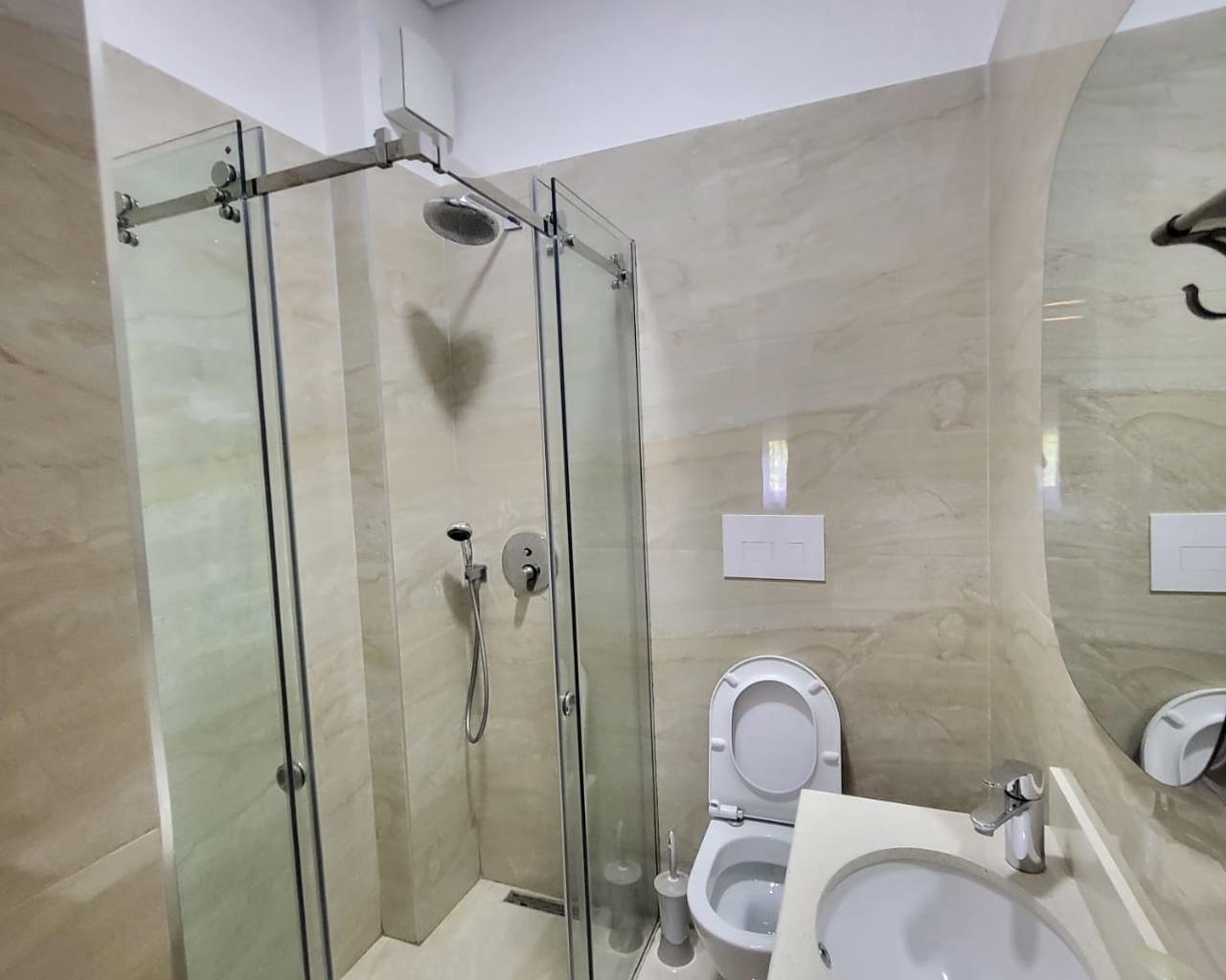 Jepet me Qira Apartament 2+1 – Secret Garden, pranë TEG