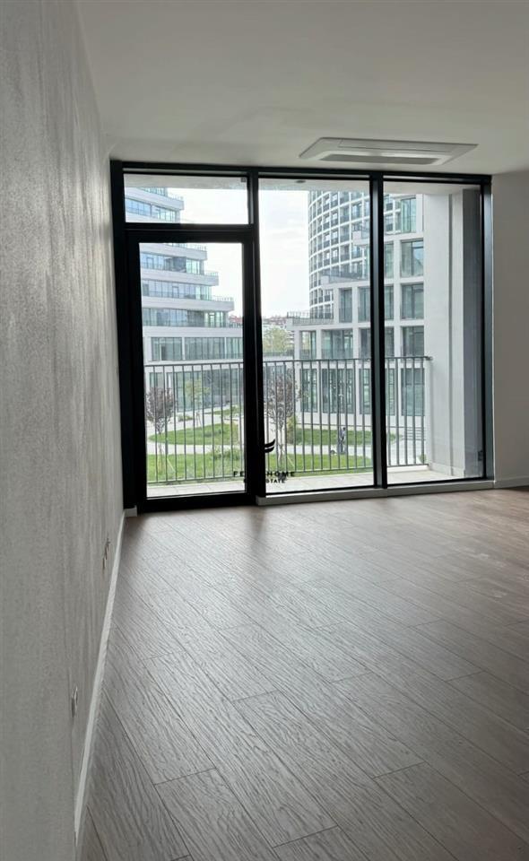 Apartment for Sale 75 m2 with Artificial Lake, 950 Euro