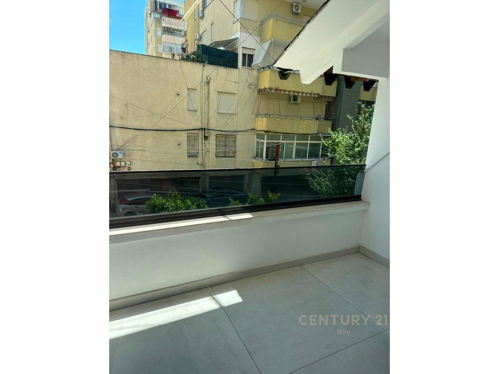 +355694812568 Apartament Luksoz 1+1 me Qira – Plazh Iliria,