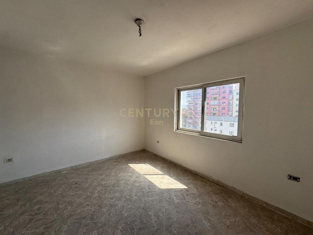 +355684394200 SHITET APARTAMENT 2+1 NE DURRES!