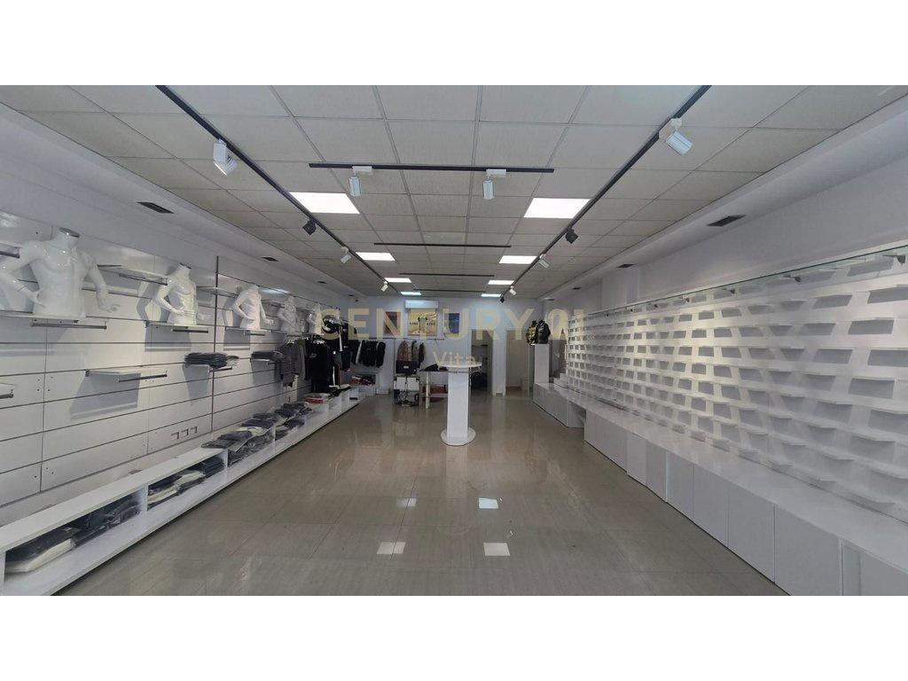 +355694812568 Ambient për Qira në Qendër të Durrësit, Buzë R