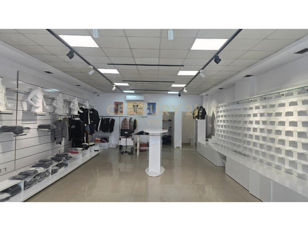 +355694812568 Ambient për Qira në Qendër të Durrësit, Buzë R