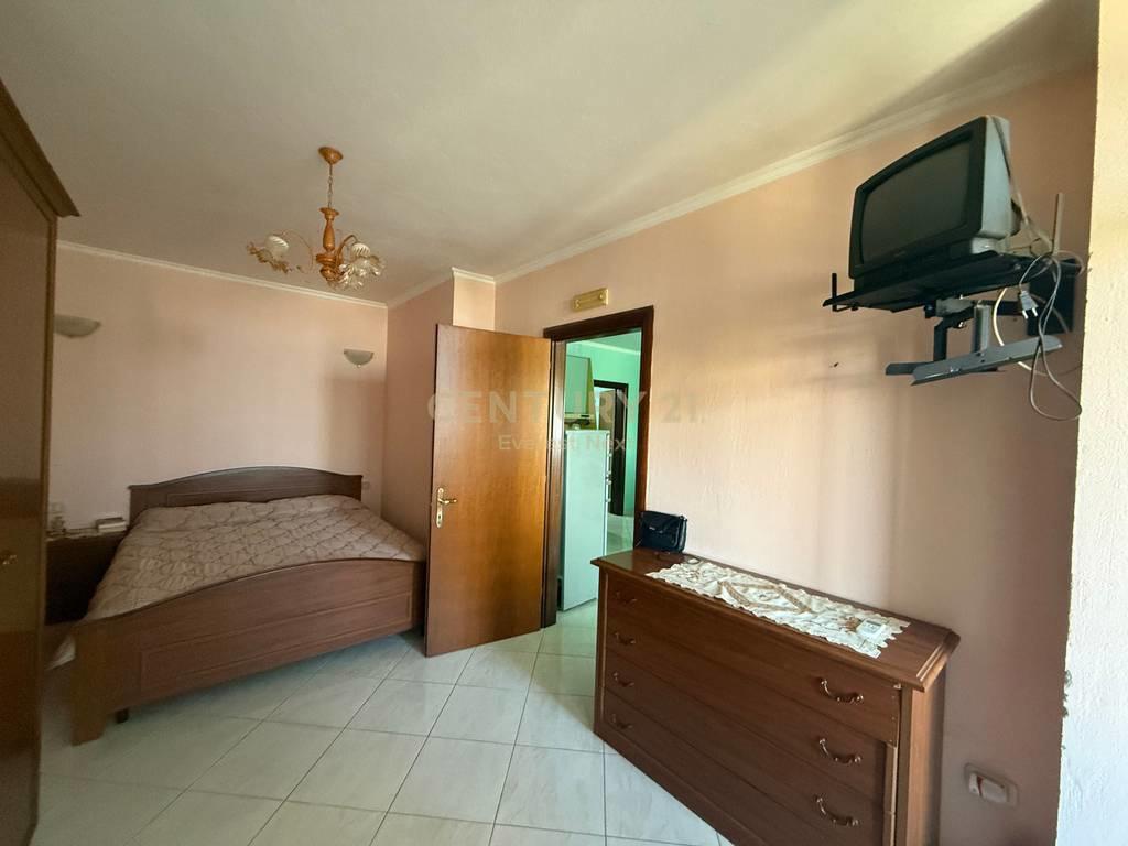 +355693150128. Vendita Appartamento 1+1 sul Lungomare Iliria