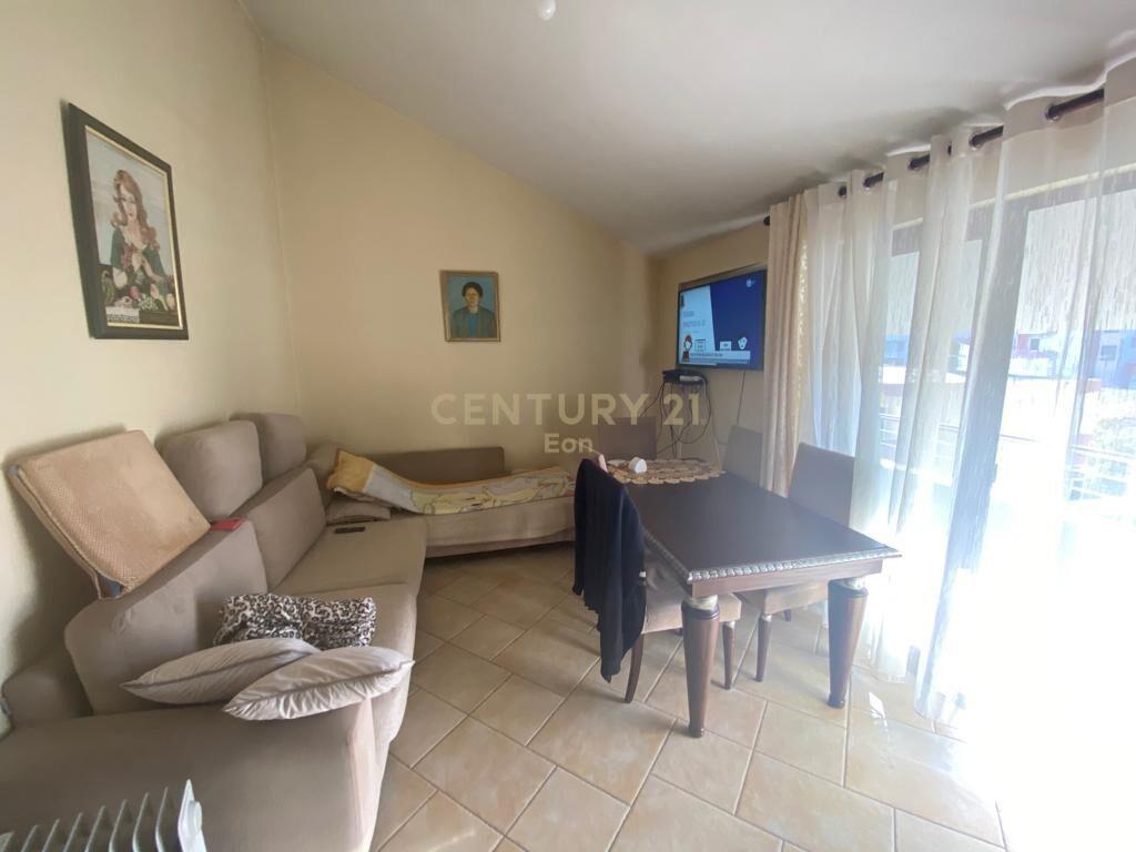 0693137007 HOUSE FOR SALE ON THE BEACH AT RROTA E KUQE!