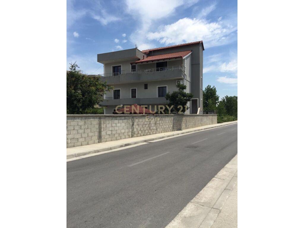 0693137007 HOUSE FOR SALE ON THE BEACH AT RROTA E KUQE!