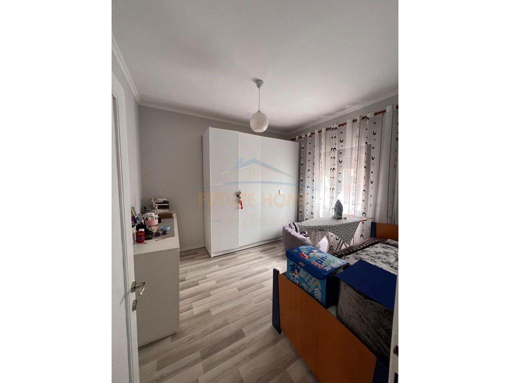 0696044407 Private House for Sale in Durrës