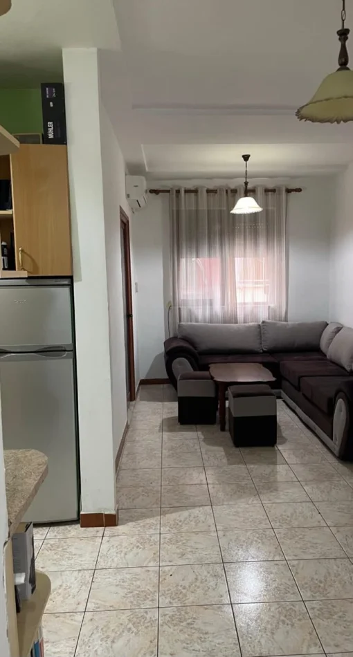 Tirane, vendesi appartamento 1+1 Piano 4, 50 m² 150.000 € (Myslym Shyri)