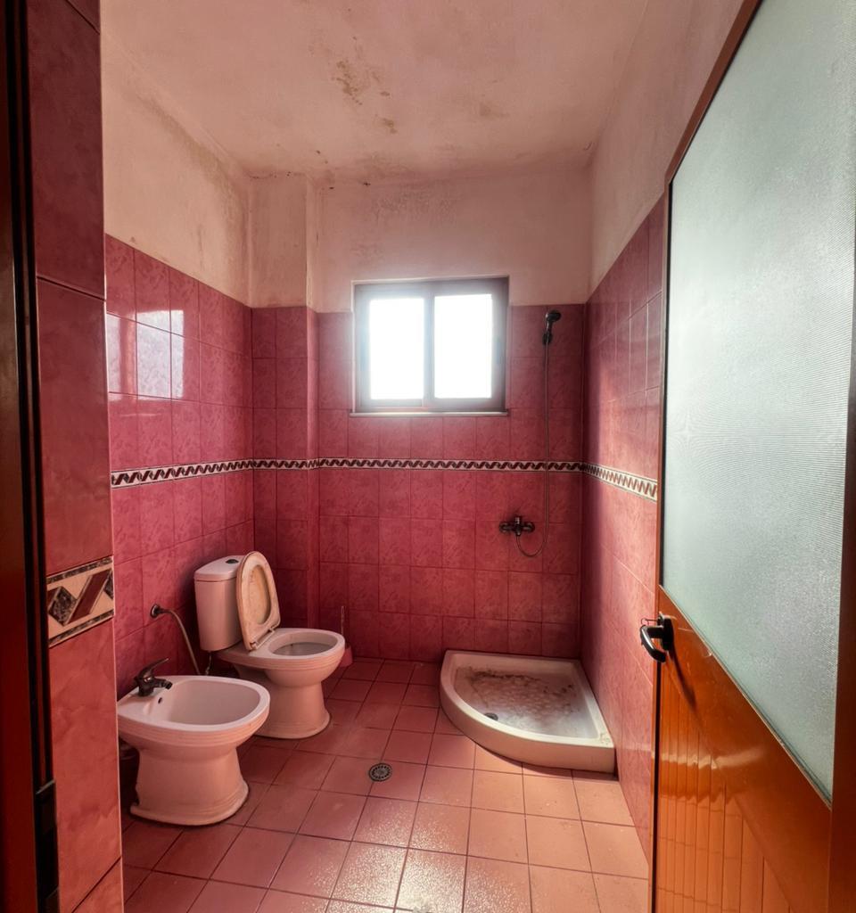 SHTET VILE 3-KATESHE NE LAGJEN 13 PLAZH, DURRES