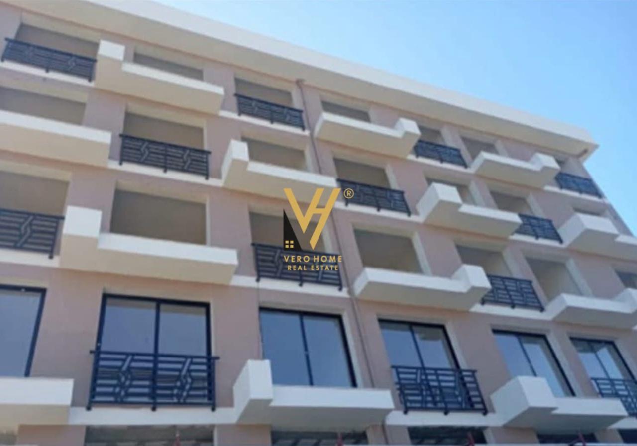 SHITET APARTAMENT 1+1 TE MALI I ROBIT, GOLEM 67.000 EURO