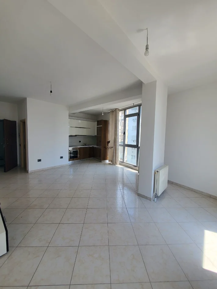 Tirane, vendesi appartamento 2+1 Piano 5, 110 m² 365.000 € (COMUNE DI PARISIT)