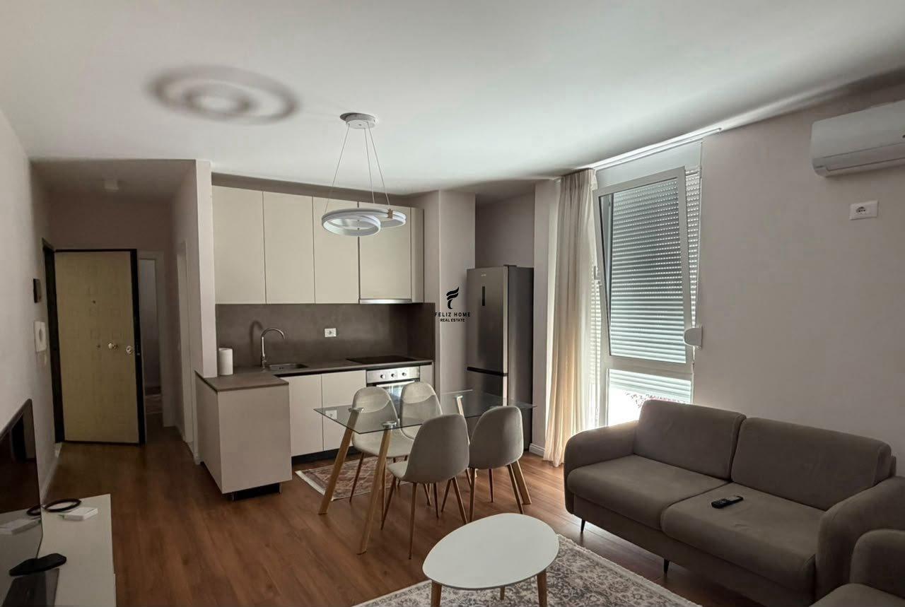 APARTAMENT ME QERA 2+1 QENDER 75.000 LEKE FH-80596