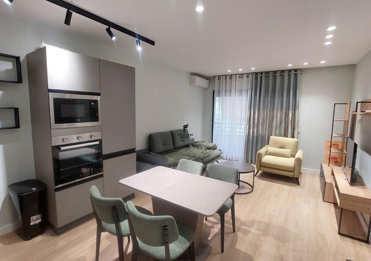 APARTAMENT ME QERA 1+1 KOMUNA E PARISIT 70.000 LEKE FH-80517