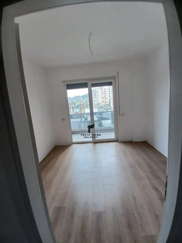 Tirane, appartamento in vendita 2+1+Balcone Piano 1, 115 m² 161.000 € (ASTIR)