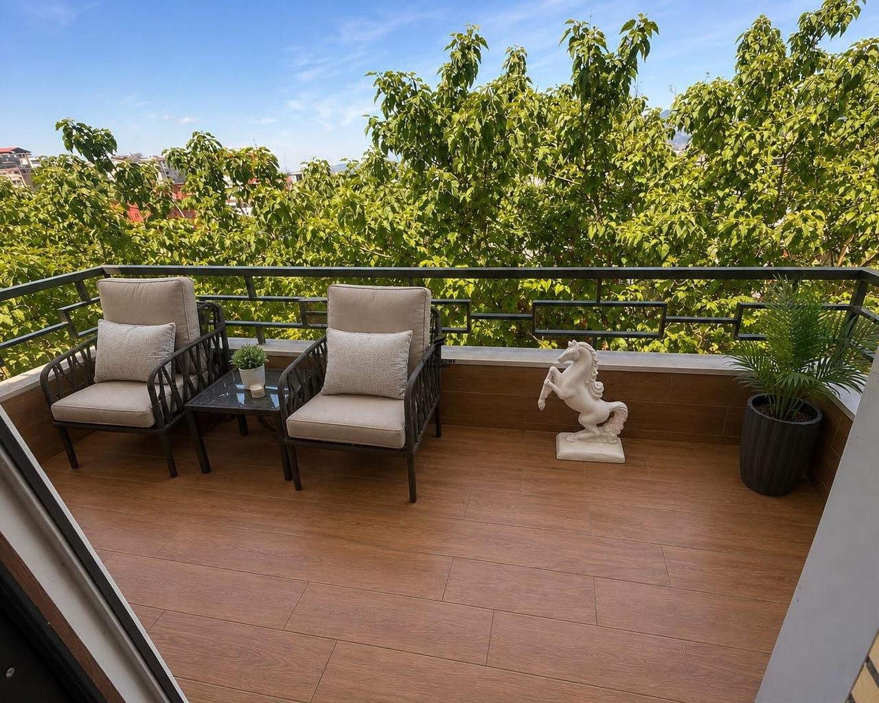 FOR SALE: 2+1 APARTMENT KOPSHTI BOTANIK 18,000,000 LEKE FH-803