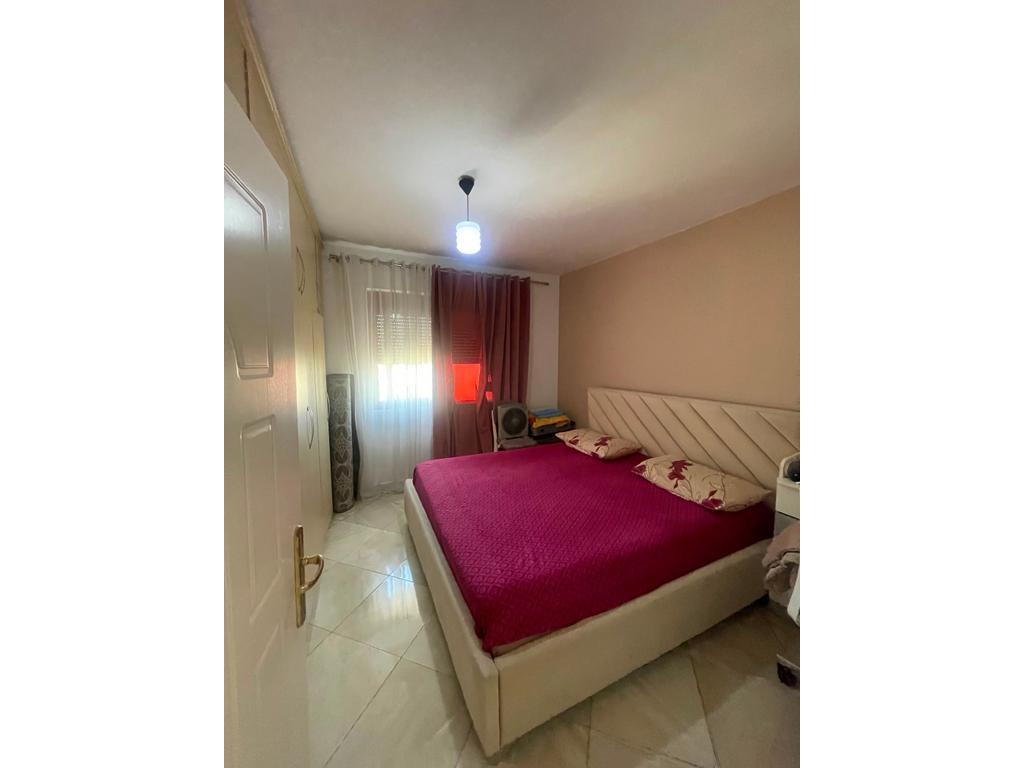 0683487469 Shitet, Apartament 1+1 , Laprakë, Tirane