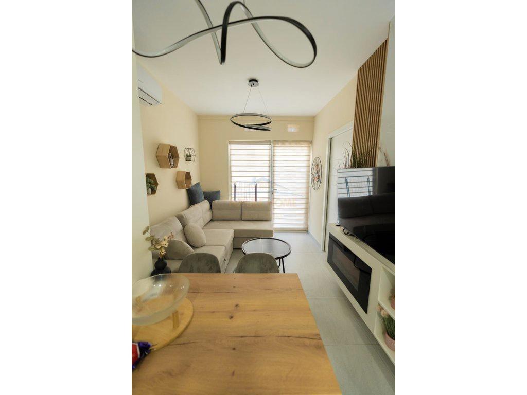 0695264472 Shitje, Apartament 2+1+Post Parkimi , Kompleksi S