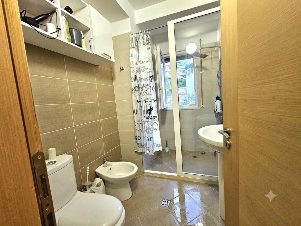 APARTAMENT ME QERA 2+1 KOPSHTI BOTANIK 70.000 LEKE FH-80190