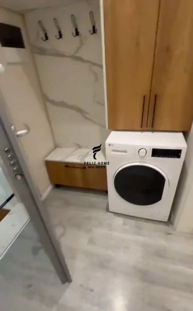 Tirana, affitto mensile appartamento 2+1 Piano 2, 80 m² 700 € (PORCELLANA)