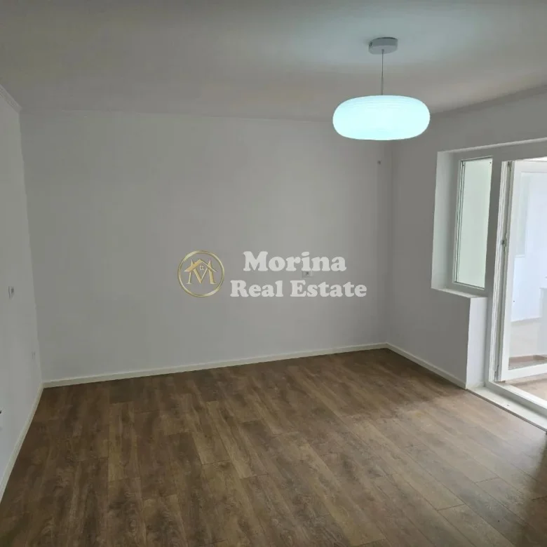 Tirana, vendita appartamento 1+1 Piano 3, 50 m² 115.000 € (Ali Demi, ex mercato elettrico)