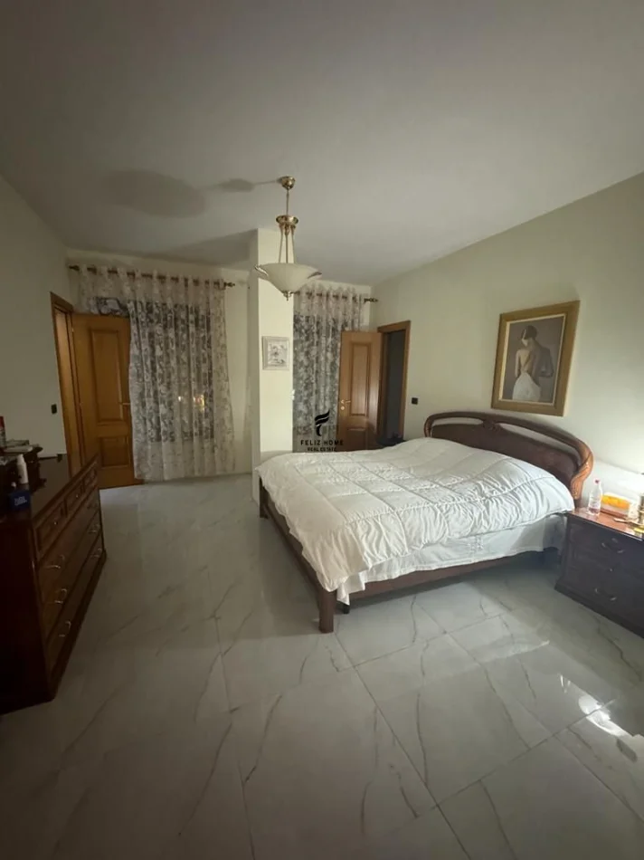 Tirane, Apartment for Rent 3+1, 5th Floor, 202 m², €1,300 (RRUGA E ELBASANIT)