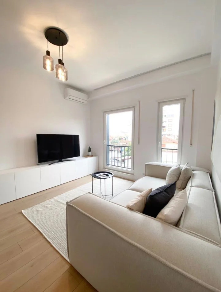 Tirana, Apartment for Rent 1+1 with Balcony, Floor 1, 65 m², €900 (JORDAN MISJA)