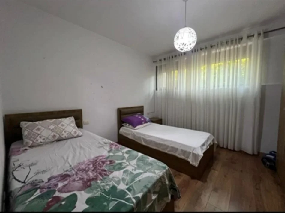 Tirana, Apartment for Rent 2+1+Balcony, 2nd Floor, 94 m², €600 (Botanical Neighborhood)